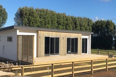 Photo of property in 1399 Auroa Road, Awatuna, Hawera, 4679