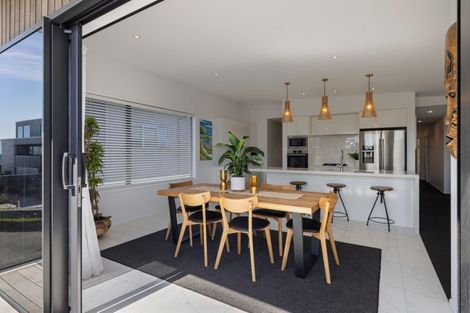 Photo of property in 4 Otira Close, Papamoa Beach, Papamoa, 3118