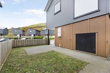 Photo of property in 42 Astelia Way, Woodridge, Wellington, 6037