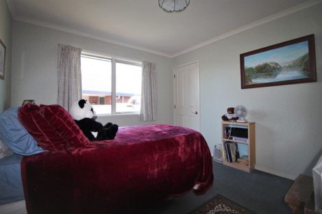 Photo of property in 6 Walnut Grove, Alexandra, 9320