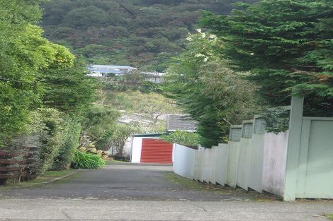 Photo of property in 98a Stokes Valley Road, Stokes Valley, Lower Hutt, 5019