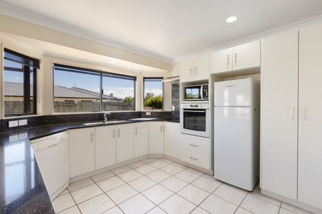 Photo of property in 19 Amberley Crescent, Bethlehem, Tauranga, 3110