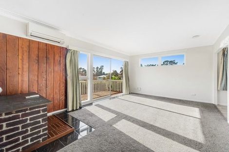 Photo of property in 1 Beldon Place, Pakuranga Heights, Auckland, 2010