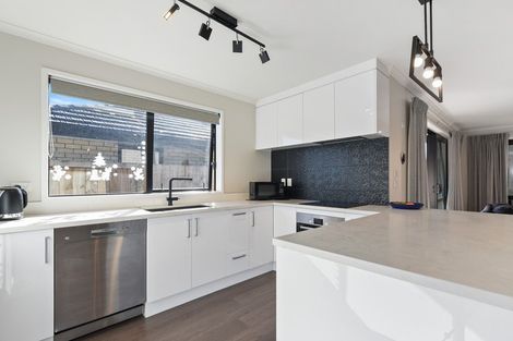 Photo of property in 4 Mccorquindale Drive, Flagstaff, Hamilton, 3210