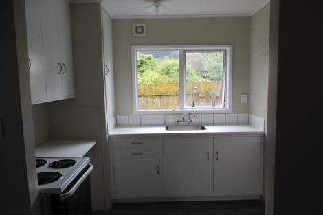 Photo of property in 1/47 Ruapehu Street, Paraparaumu, 5032