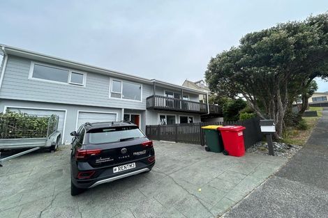 Photo of property in 4 Latitude Close, Whitby, Porirua, 5024