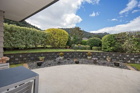 Photo of property in 6 Tieke Place, Horahora, Whangarei, 0110