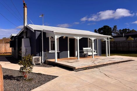 Photo of property in 15 Delhi Avenue, Aramoho, Whanganui, 4500