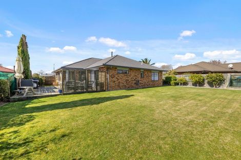 Photo of property in 11 Frame Place, Owhata, Rotorua, 3010
