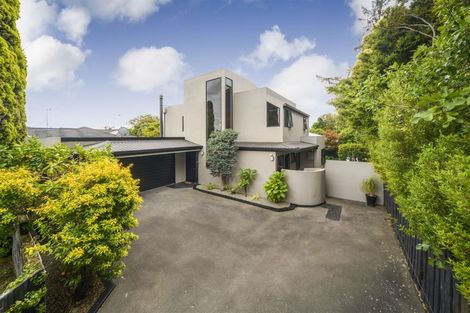 Photo of property in 16c Montgomery Terrace, Hokowhitu, Palmerston North, 4410