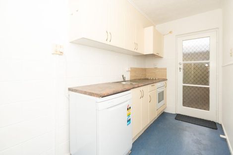 Photo of property in 1/4 Wha Street, Frankton, Hamilton, 3204