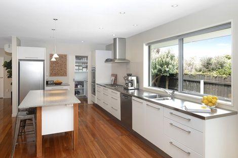 Photo of property in 76a Puriri Street, Riccarton, Christchurch, 8041