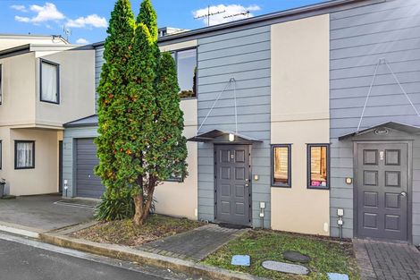 Photo of property in 42 Park Avenue, Papatoetoe, Auckland, 2025