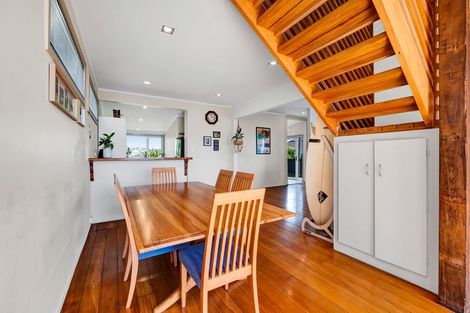 Photo of property in 22 Downe Street, New Plymouth, 4310