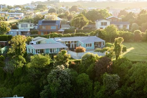 Photo of property in 12 Deal Street, Kaikoura, 7300