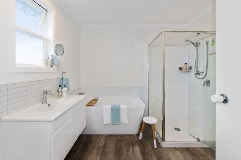 Photo of property in 15a Freemans Road, Otaki, 5512