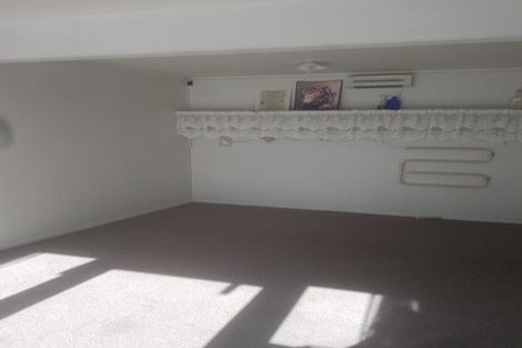 Photo of property in 23 Great South Road, Takanini, 2112