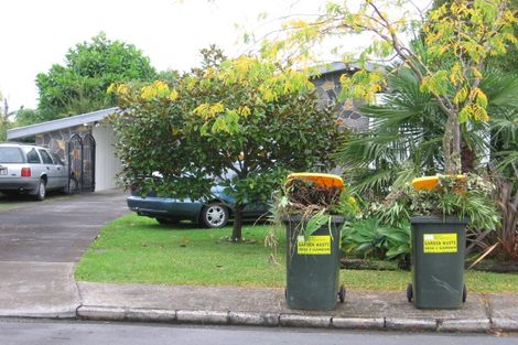 Photo of property in 37 Swan Crescent, Pakuranga, Auckland, 2010
