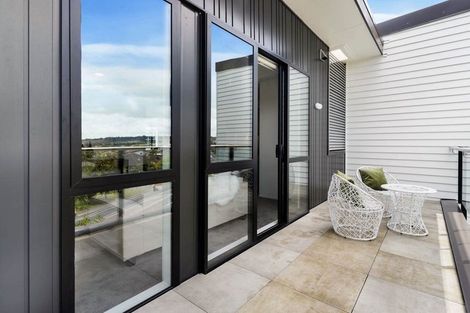 Photo of property in 11/130 Stancombe Road, Flat Bush, Auckland, 2016