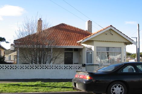 Photo of property in 1 Nile Street, Saint Clair, Dunedin, 9012