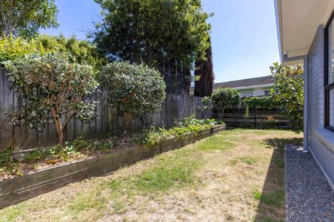 Photo of property in 2 Kanawa Street, Waikanae, 5036