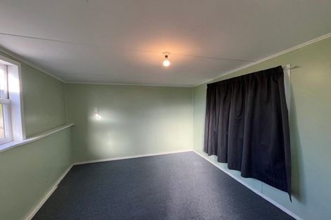 Photo of property in 22 Mahoe Street, Otaki Beach, Otaki, 5512