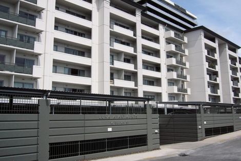 Photo of property in Luna Apartments, 3v/16 Burton Street, Grafton, Auckland, 1010