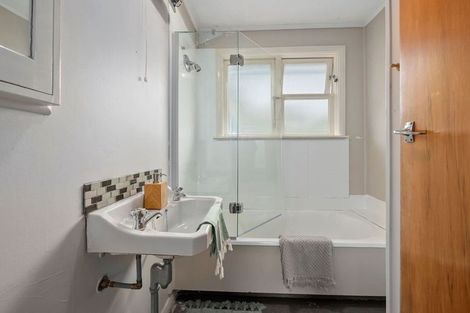 Photo of property in 2/10 Hildreth Street, Trentham, Upper Hutt, 5018