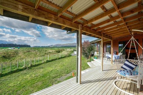 Photo of property in 17 Angus Lane, Tokomaru, Palmerston North, 4474