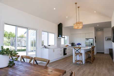 Photo of property in 1312 Devon Road, Brixton, Waitara, 4382