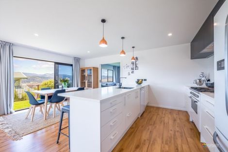 Photo of property in 105 Kirton Drive, Riverstone Terraces, Upper Hutt, 5018