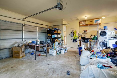 Photo of property in 5a Rewa Street, New Lynn, Auckland, 0600