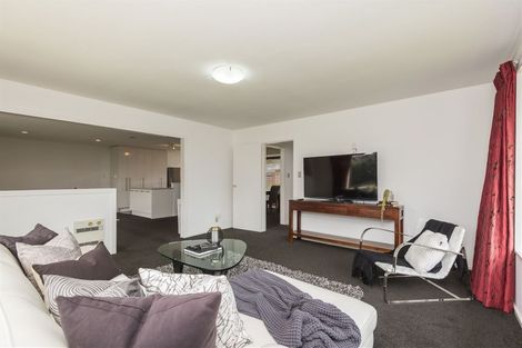 Photo of property in 18 Innisfree Place, Northwood, Christchurch, 8051