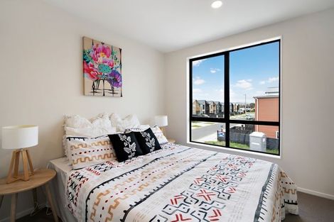 Photo of property in 67 Walsh Road, Papakura, 2110