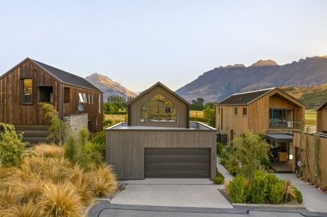 Photo of property in 26 Soudley Court, Jacks Point, Queenstown, 9371