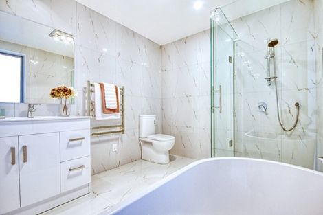 Photo of property in 23 Nephrite Lane, Henderson, Auckland, 0610