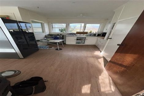 Photo of property in 85-87 Banks Street, Marfell, New Plymouth, 4310