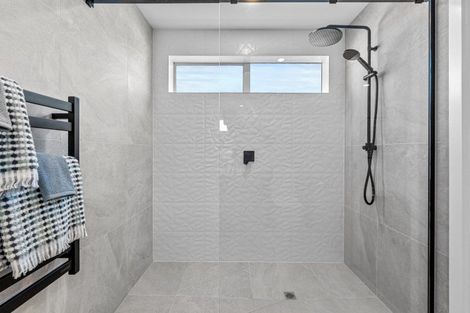 Photo of property in 24 Fahey Avenue, Mount Maunganui, 3116