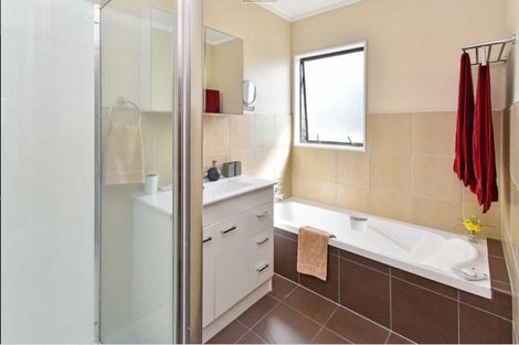 Photo of property in 153 Finlayson Avenue, Clendon Park, Auckland, 2103