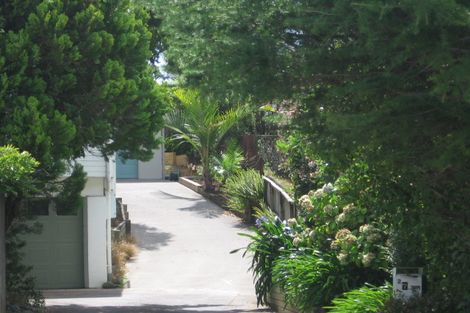 Photo of property in 2/7 Belmont Terrace, Milford, Auckland, 0620