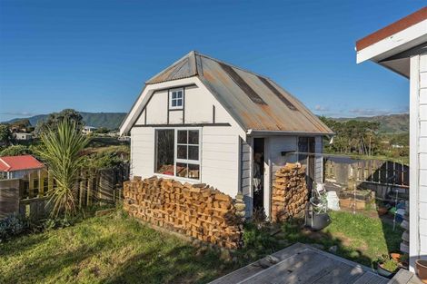 Photo of property in 151 Weggery Drive, Waikanae Beach, Waikanae, 5036