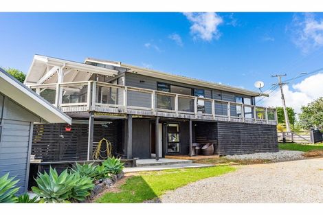 Photo of property in 2 Eveline Street, Mangawhai Heads, Mangawhai, 0505