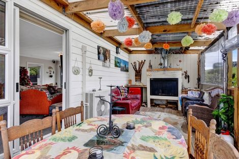 Photo of property in 20 Dudley Road Lower, Inglewood, 4386