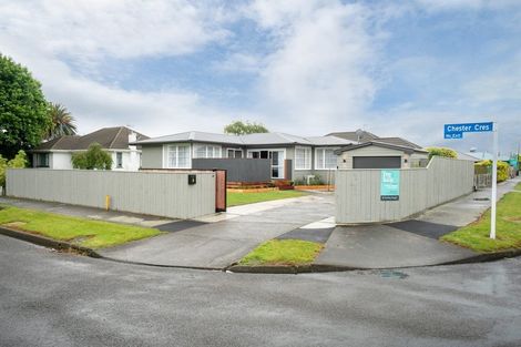 Photo of property in 2 Chester Crescent, West End, Palmerston North, 4410