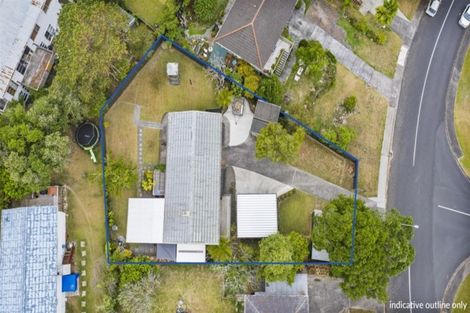 Photo of property in 12 Fitzherbert Avenue, West Harbour, Auckland, 0618