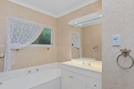 Photo of property in 539 Otumoetai Road, Matua, Tauranga, 3110