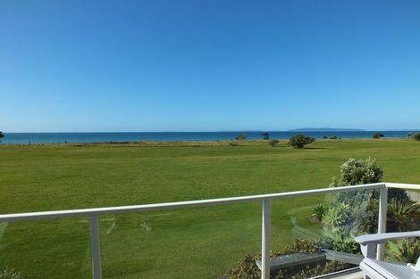 Photo of property in 122 Puka Crescent, Matarangi, Whitianga, 3592