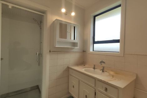 Photo of property in 20 Carole Crescent, Pakuranga, Auckland, 2010