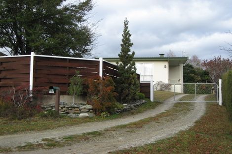 Photo of property in 12 Collins Street, Wanaka, 9305