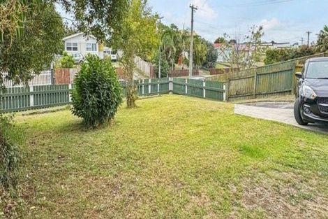 Photo of property in 16 Claymore Street, Manurewa, Auckland, 2102